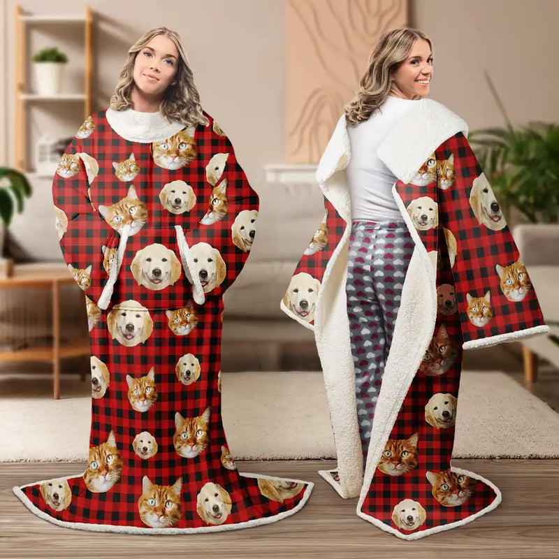 Personalized Wearable Blanket With Sleeves – Custom Photo Dog & Cat Face Blanket for Pet Lovers – Fun Gift for Birthdays, Christmas, or Cozy Winter Nights