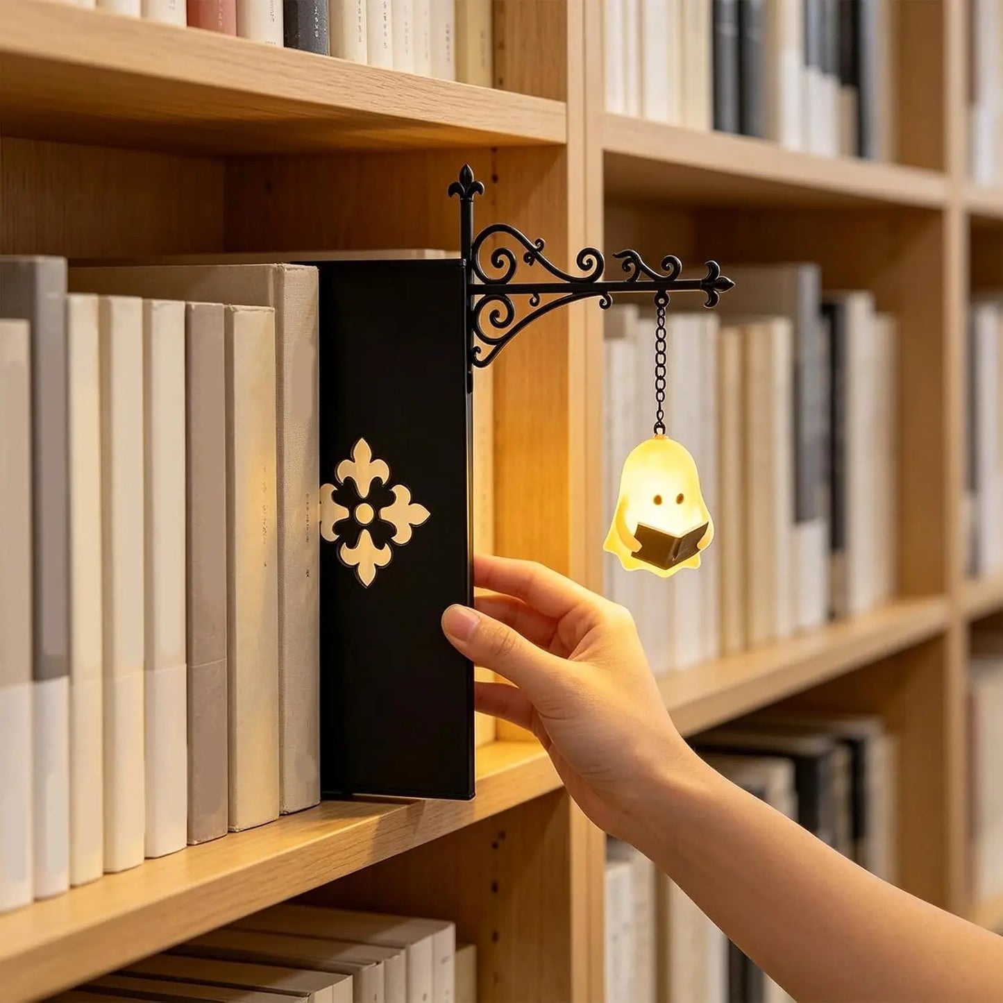 Halloween Retro Bookshelf Lighting Wall Mounted Reading Lamp Metal Gothic LED Night Light  for Studious Home Room Ornament