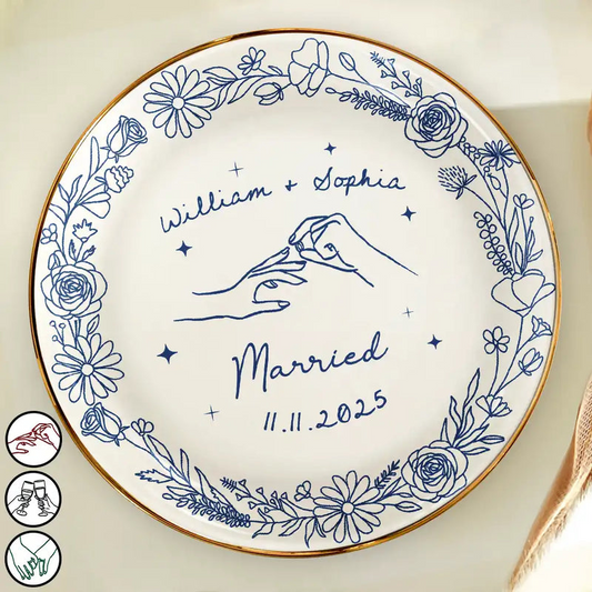 Toile De Jouy Engaged Married Couple Hands - Personalized Round Ring Dish