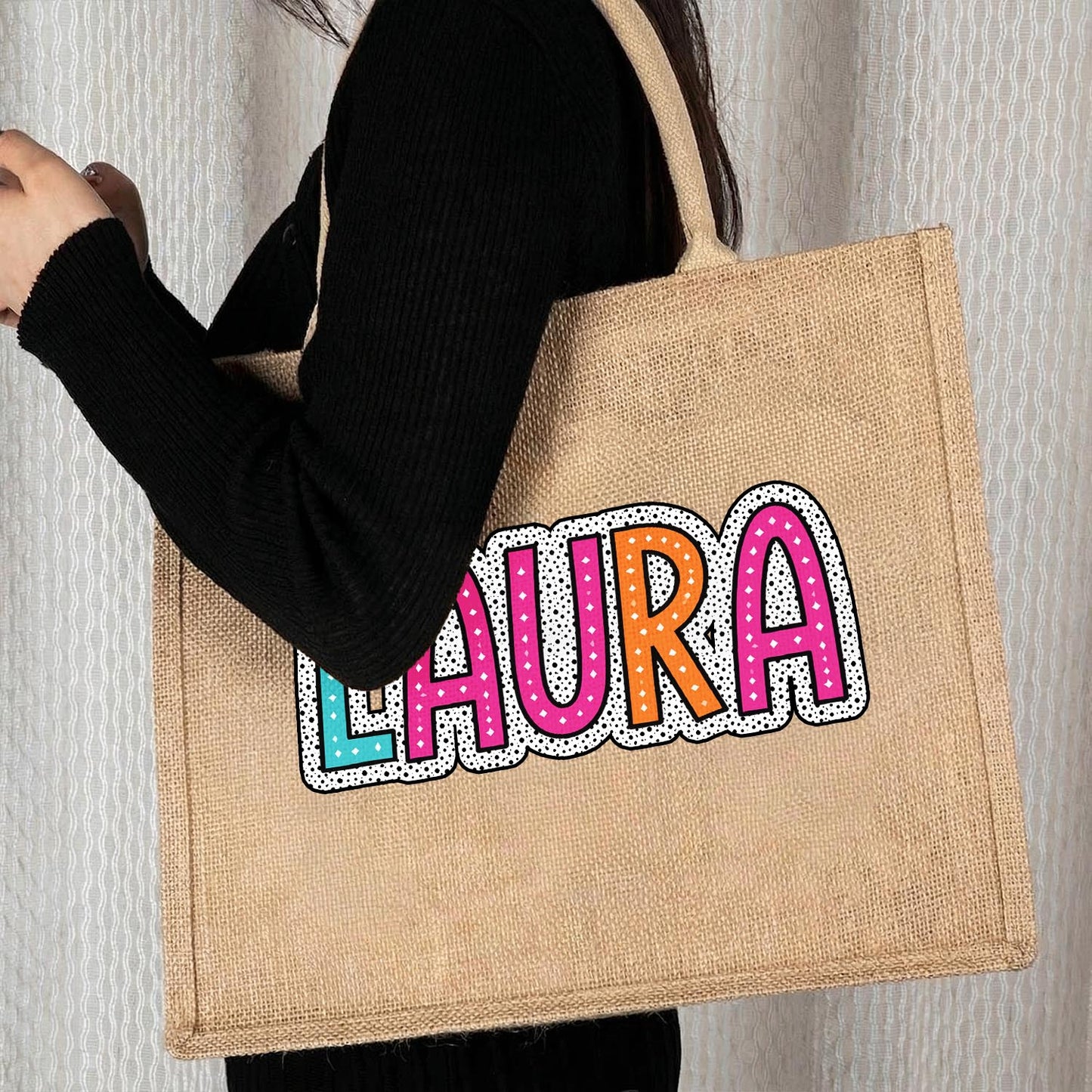 LAURA-MIO01TB004