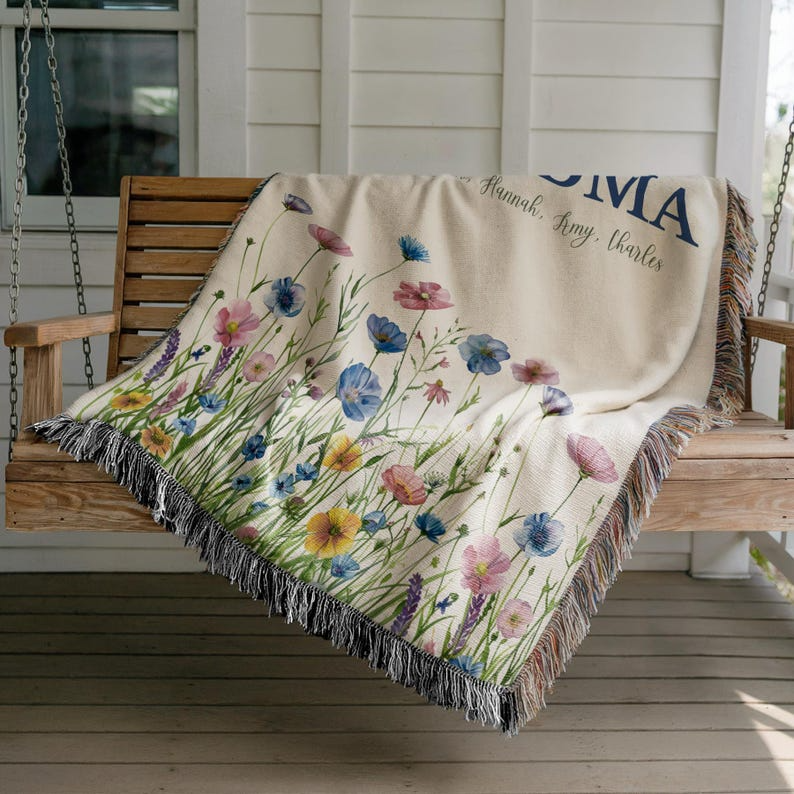 Soft Floral Custom Name Woven Blanket – Unique Gift for Mom or Grandma