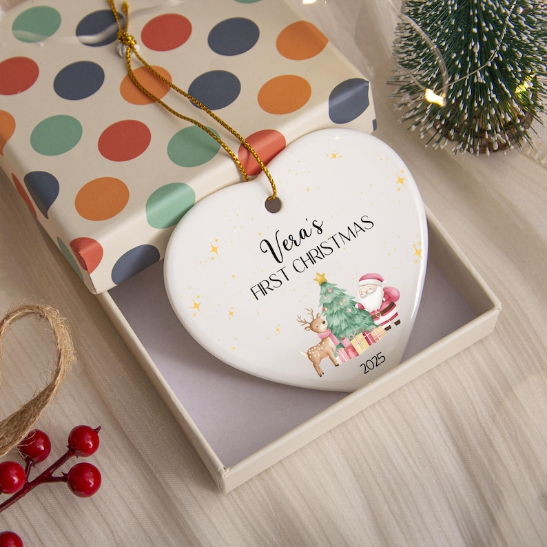 Personalised Baby's First Christmas Bauble, 1st Christmas Keepsake for New Baby, Newborn Gift for Friends, Baby 1st Christmas Ornament Decor